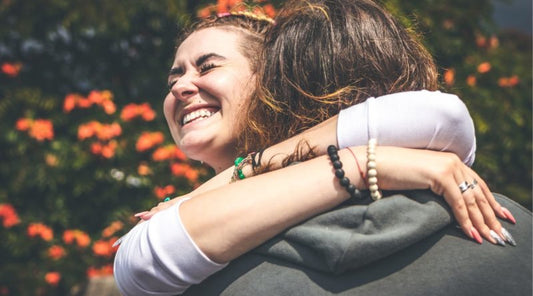 Healthy Lovin’?: The Truth About 20-second Hugs